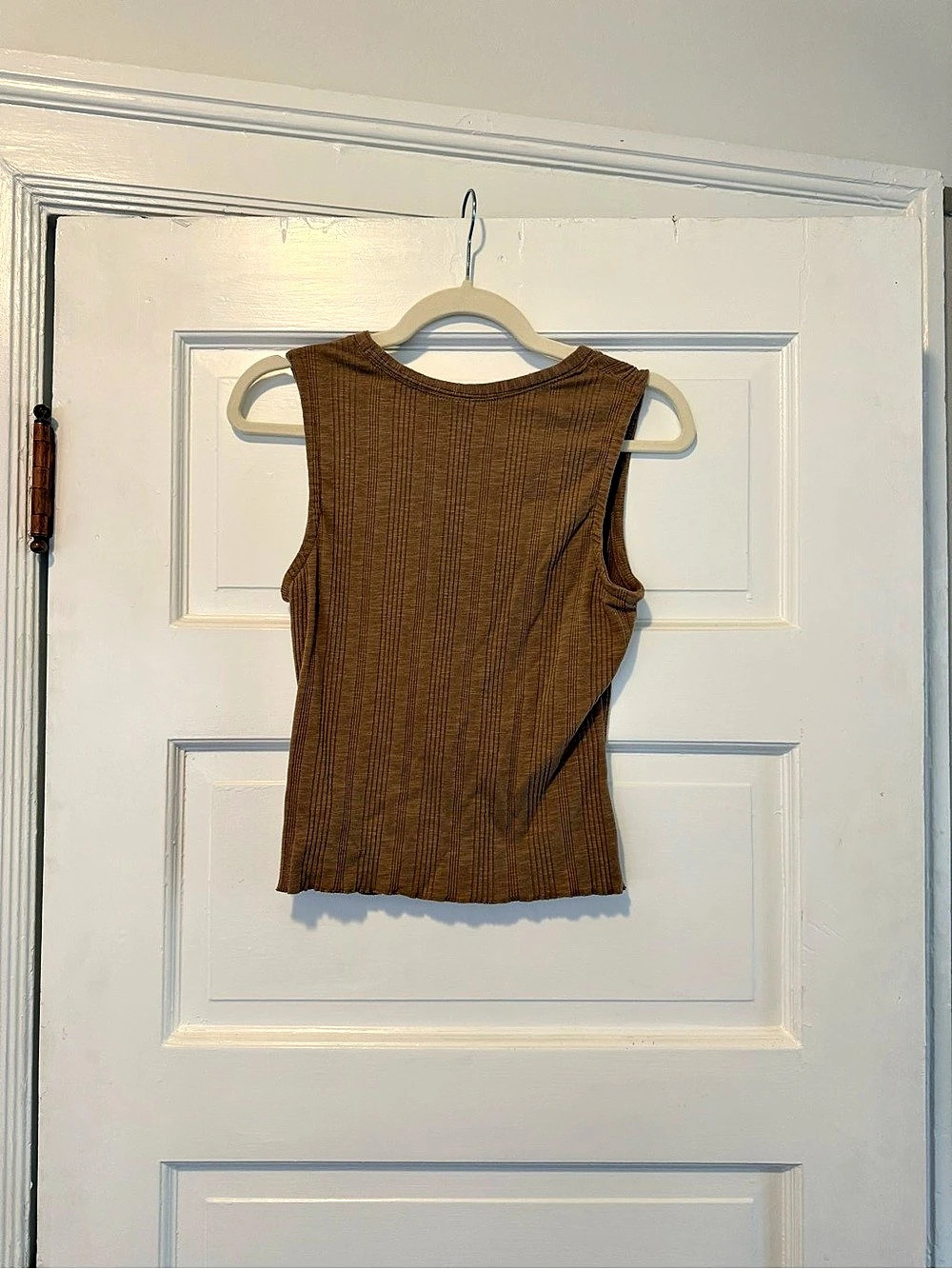 Universal Thread Ribbed Button Tank Top - Picture 5 of 5
